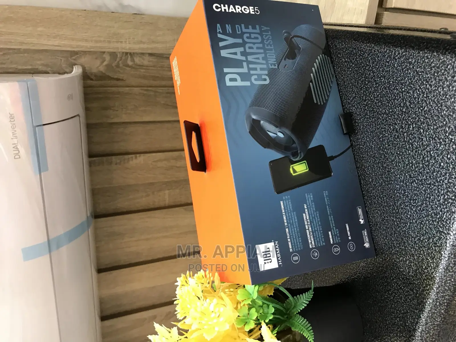 Turn on the Party Mode With JBL Charge 5