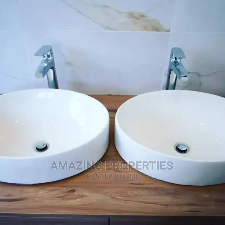 4bdrm Townhouse / Terrace in Cantonments for Rent