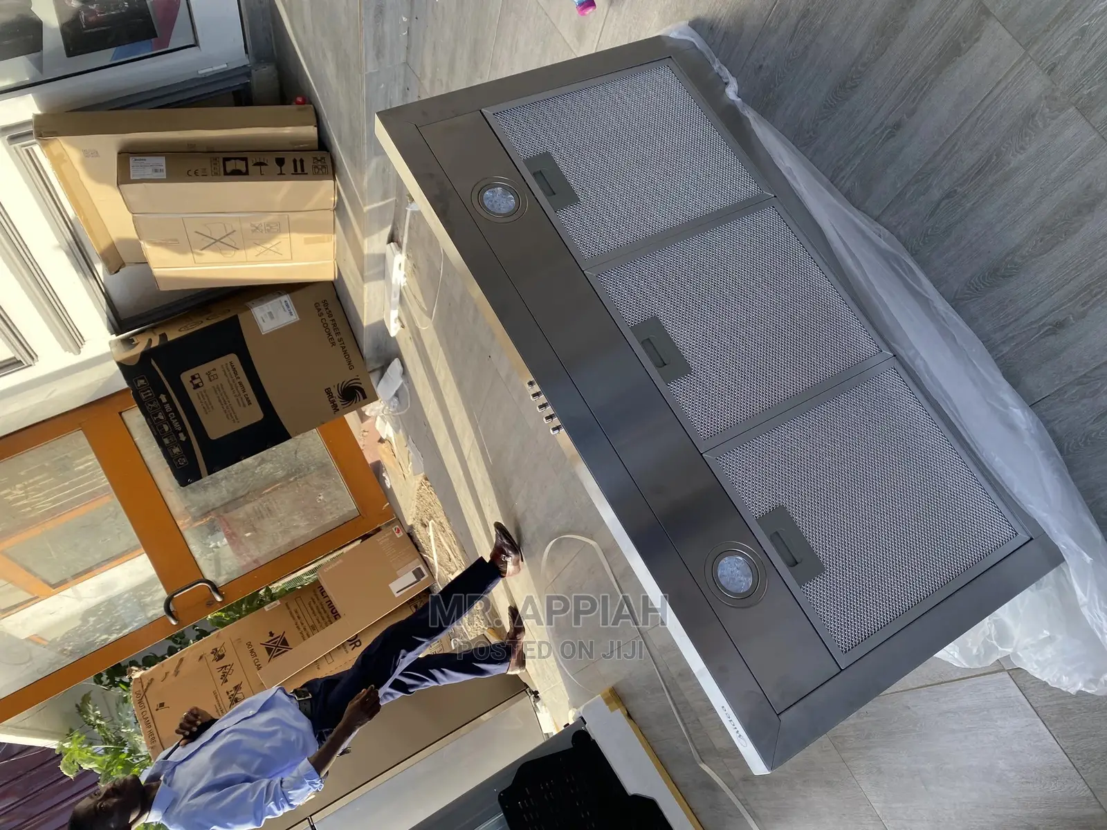 Long Lasting Midea(90M21)Range Hood on Sale at Best Price.