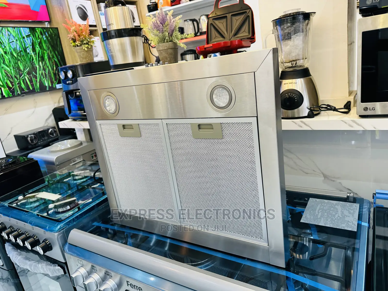 Supremely Quiet  Operation Midea 60M21 Hood Range