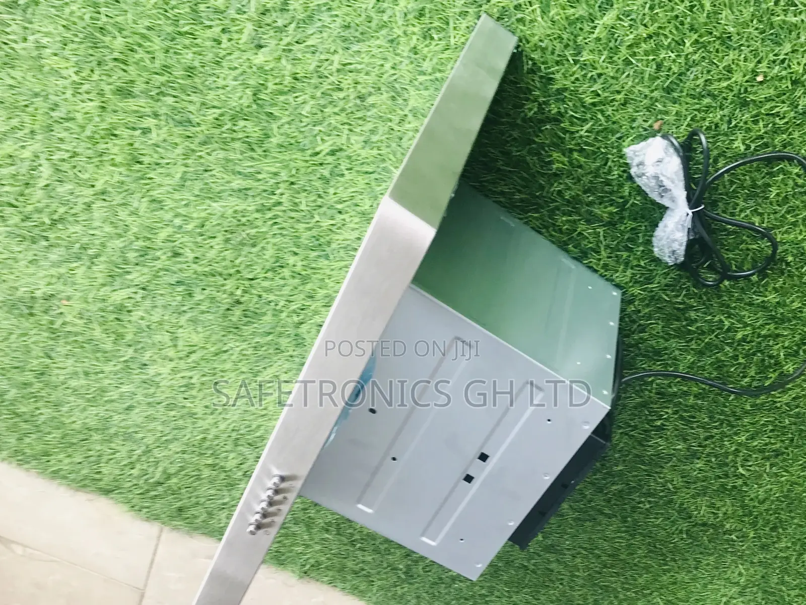Get Your Affordable Midea T-Shape 60M21 Range Hoods