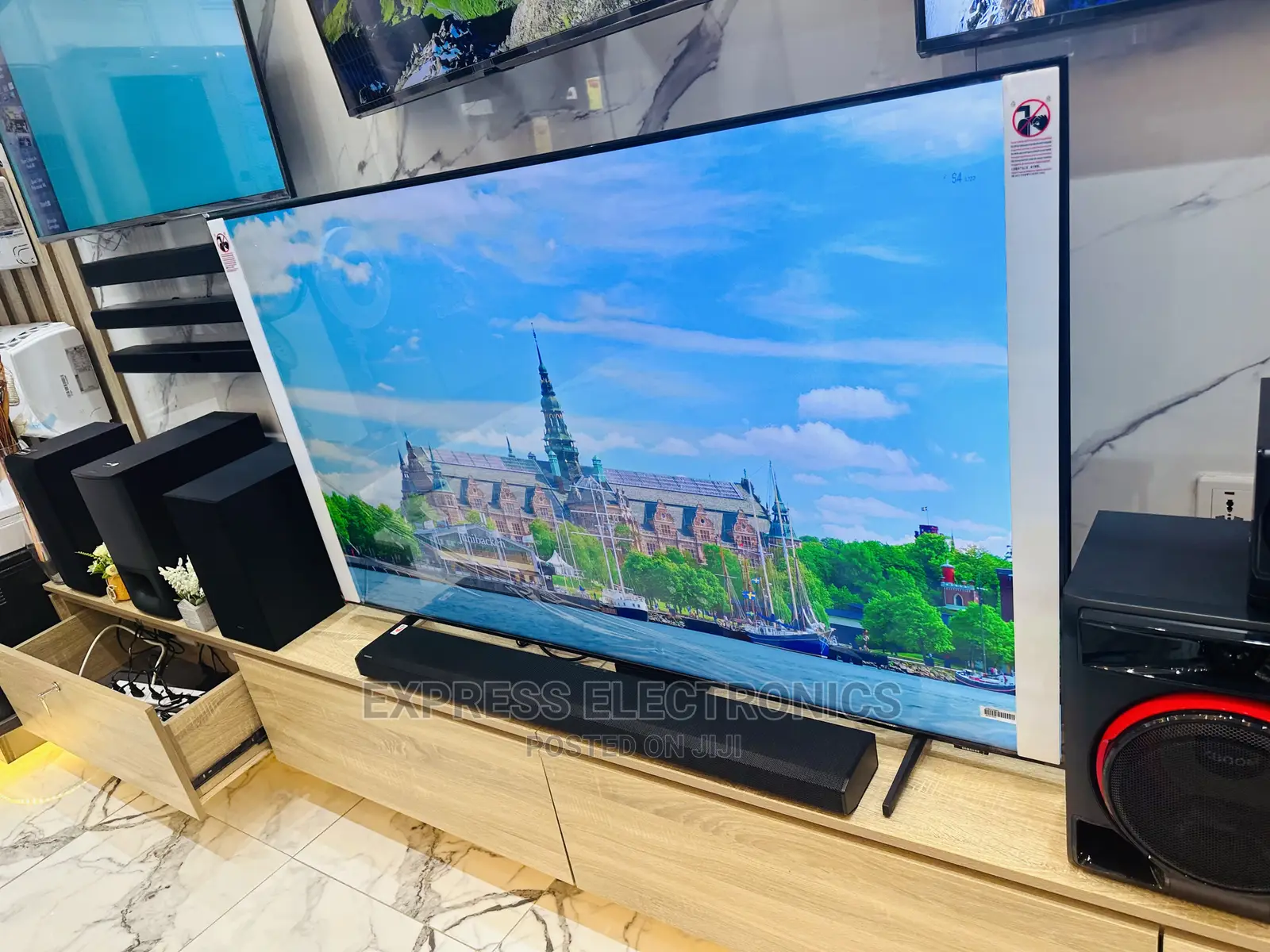 85au8000 UHD Smart Samsung Tv 