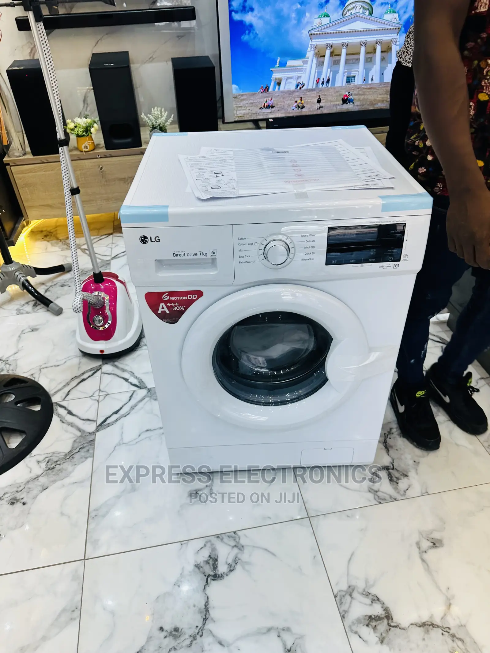 FH2J3QDNP0 7kg LG SMART Washing Machine
