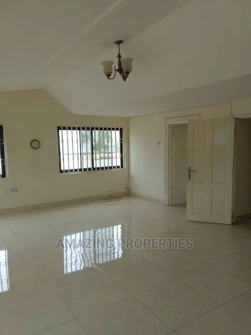 7bdrm House in Labone for Rent
