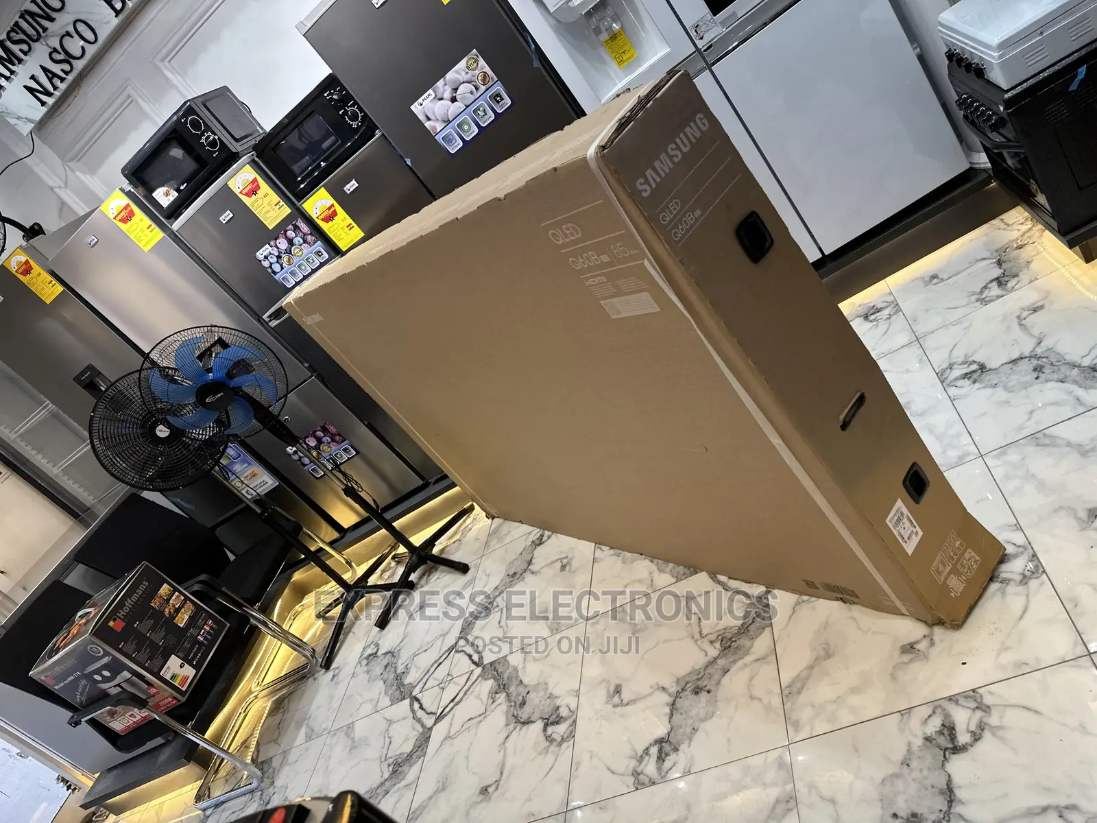 Perfect  and Elegant QLED UHD SMART 85q60a SAMSUNG T V