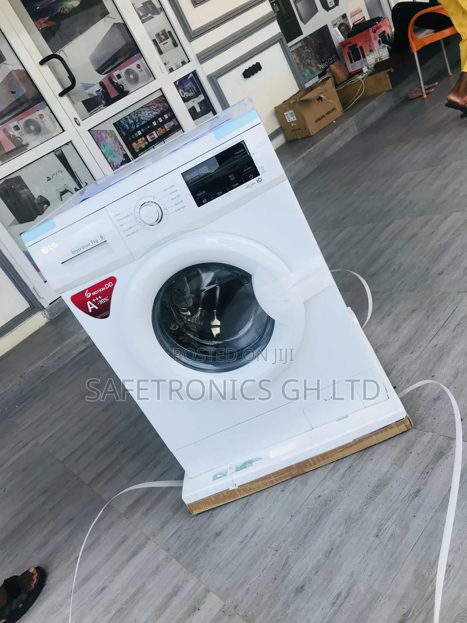 LG FH2J3QDNP0 7kg Fully Automatic Front Load Washing Machine