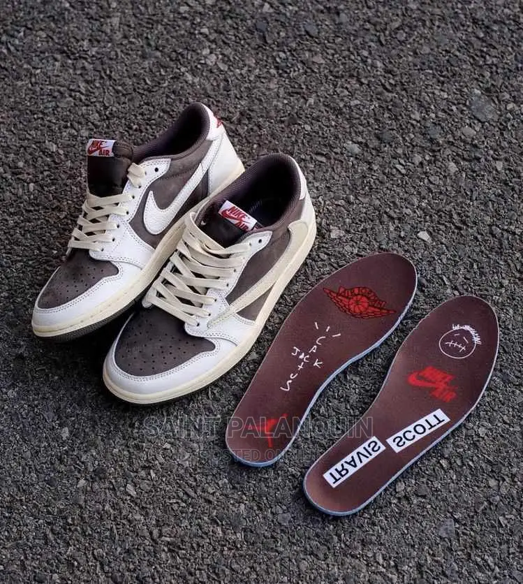 Nike Air Travis