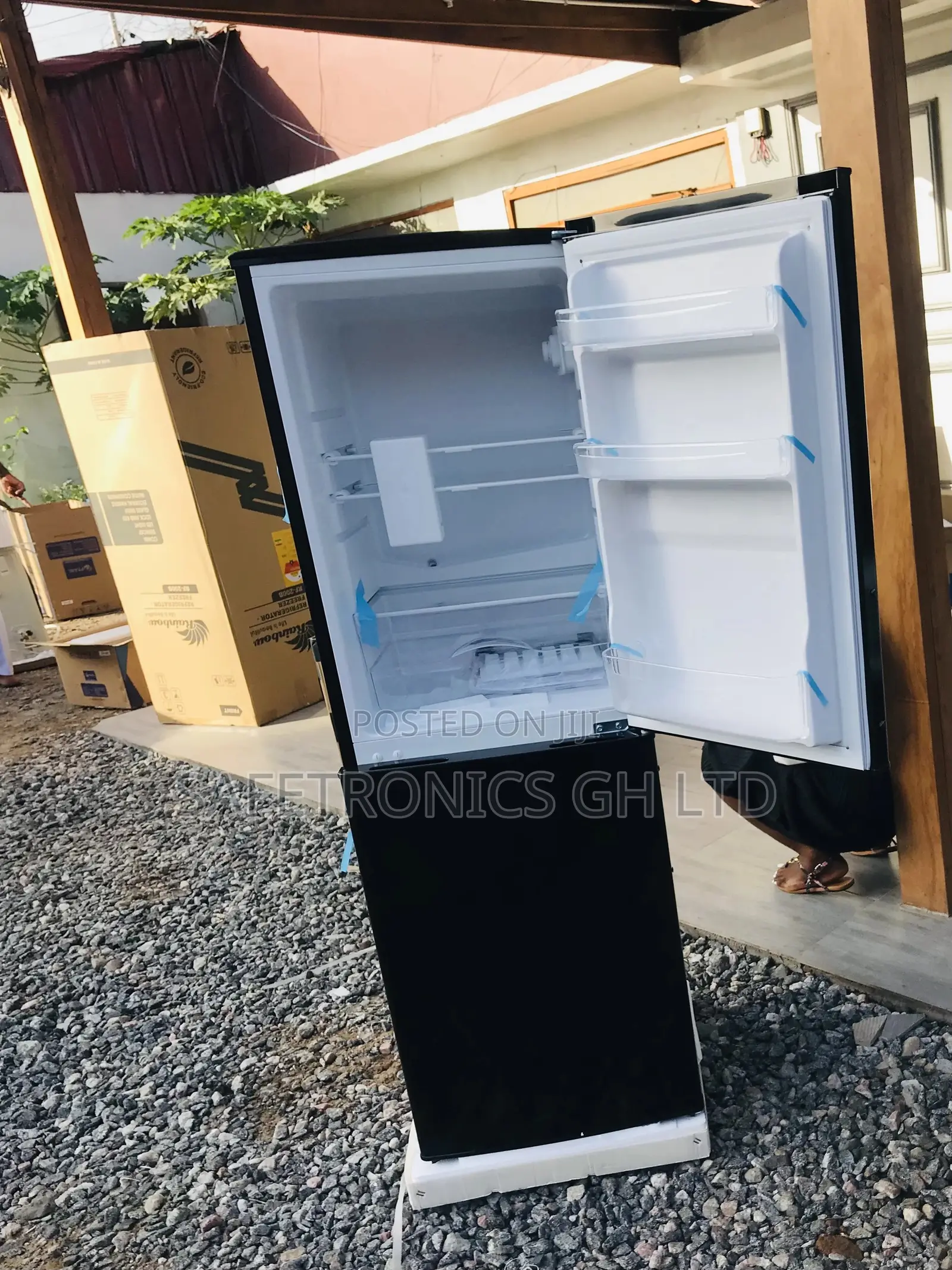 Affordable RF-200B Rainbow 140L Bottom Freezer Refrigerator
