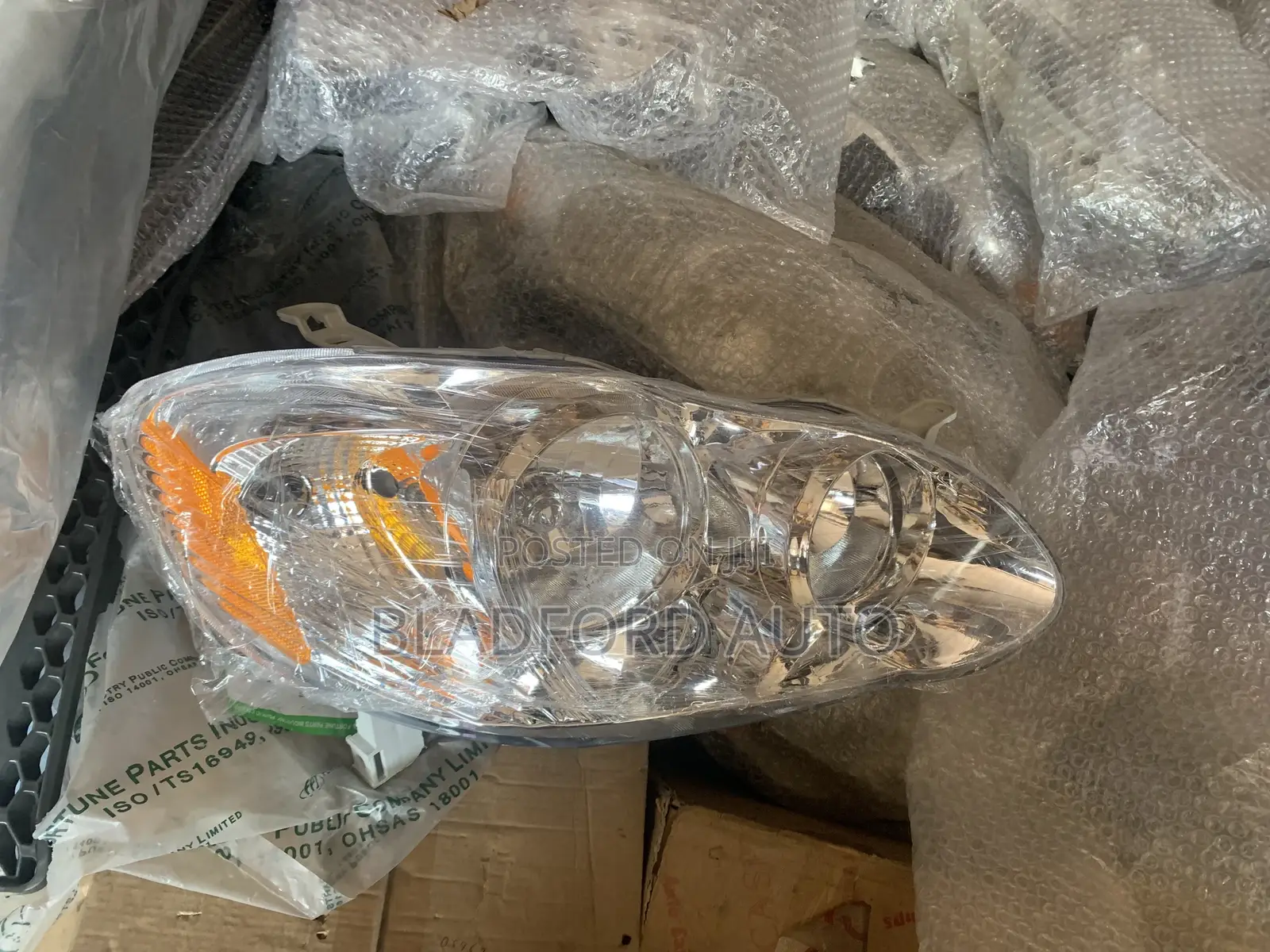 Corolla 2006 Headlight Pair