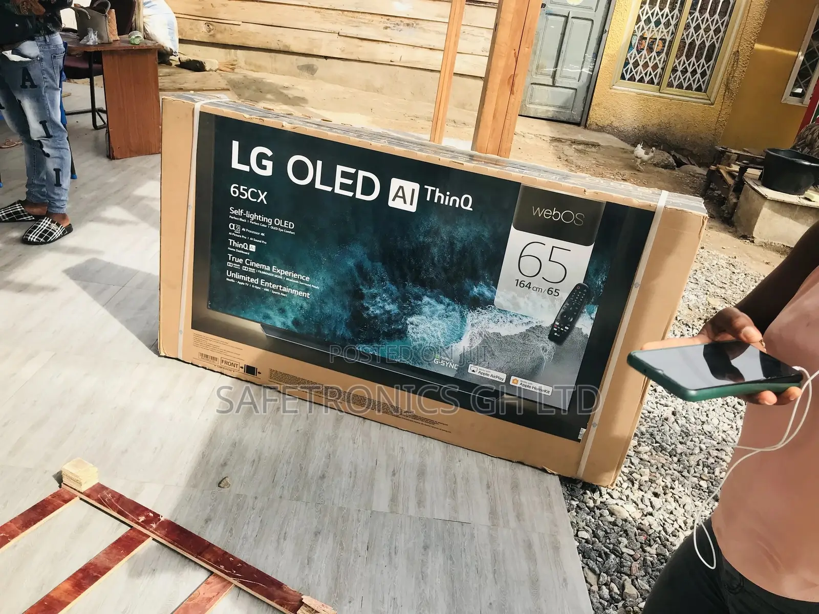 Smart Lg 64 Inches CXPVA OLED TV