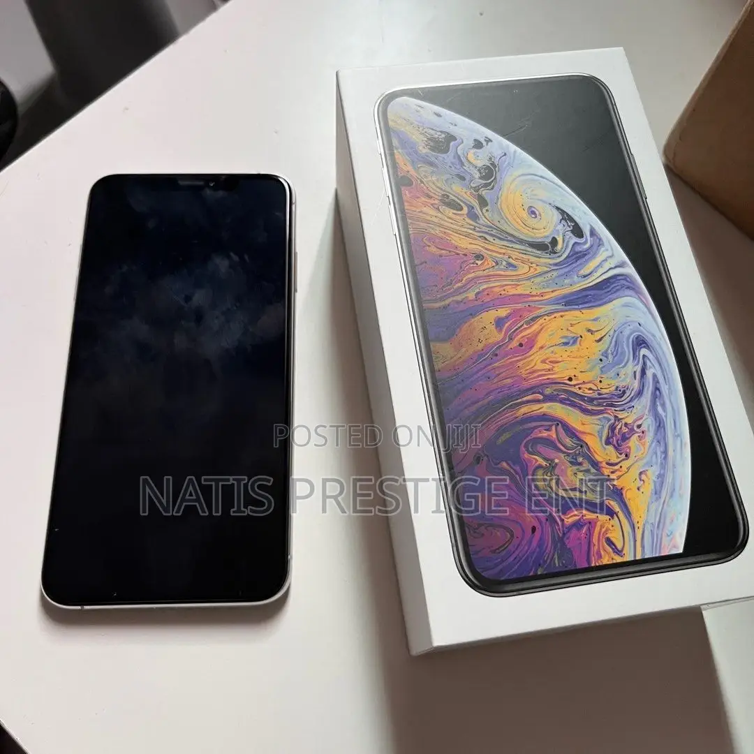 New Apple iPhone XS Max 256 GB Black