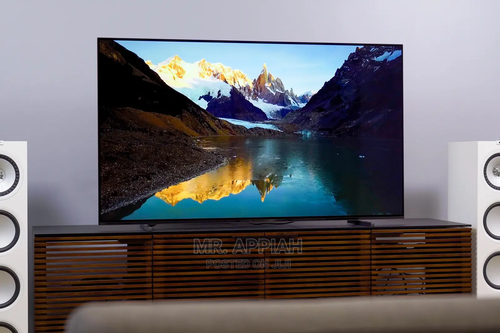 Quality Yet Affordable Sony OLED Xr-83a90j Smart Tv.