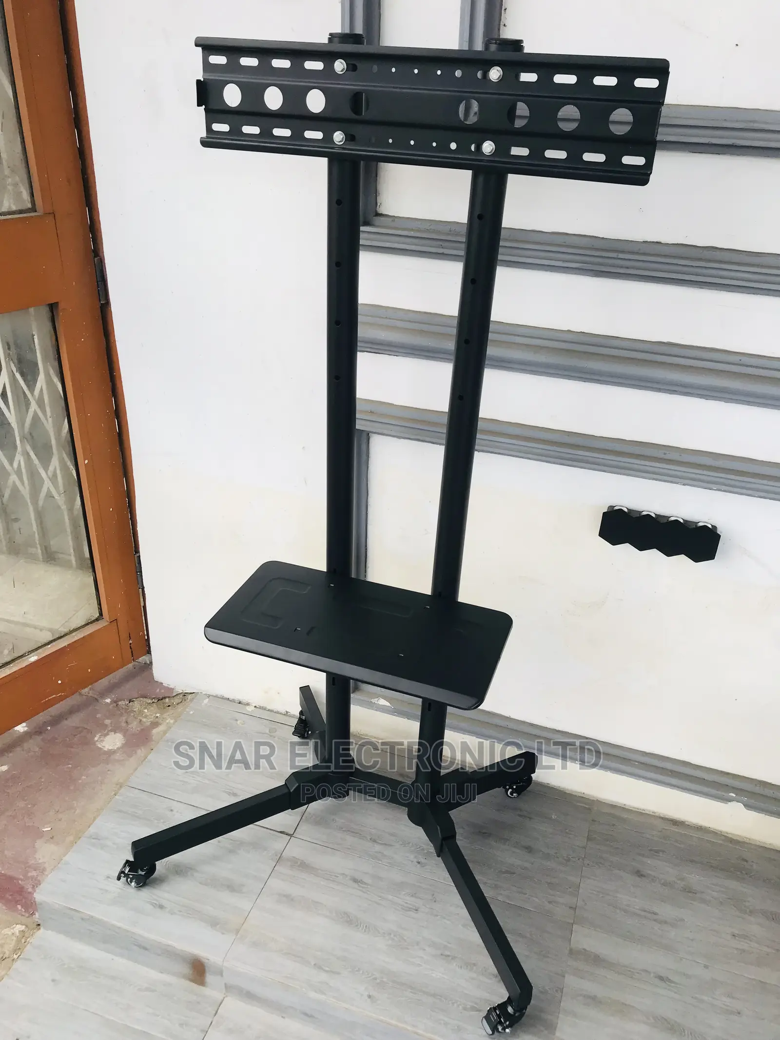 Strong Mobile TV Stand on Wheels for 32-70 Inch Flat Screen
