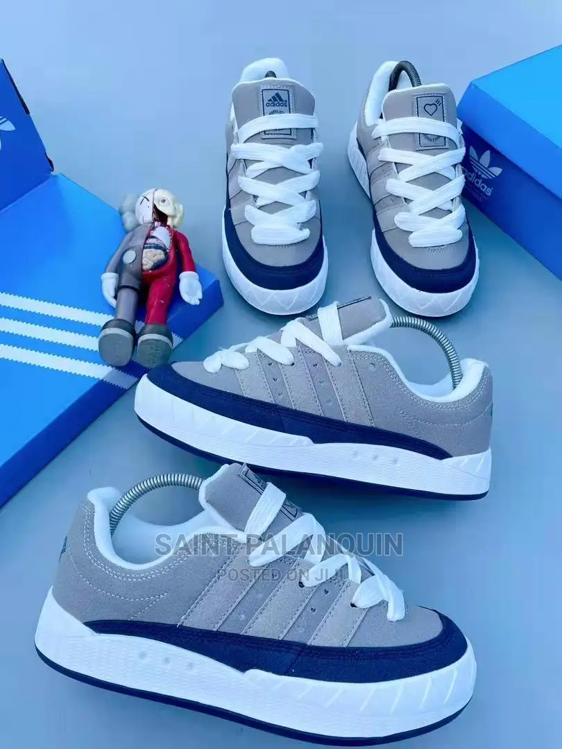 Adidas Sneaker