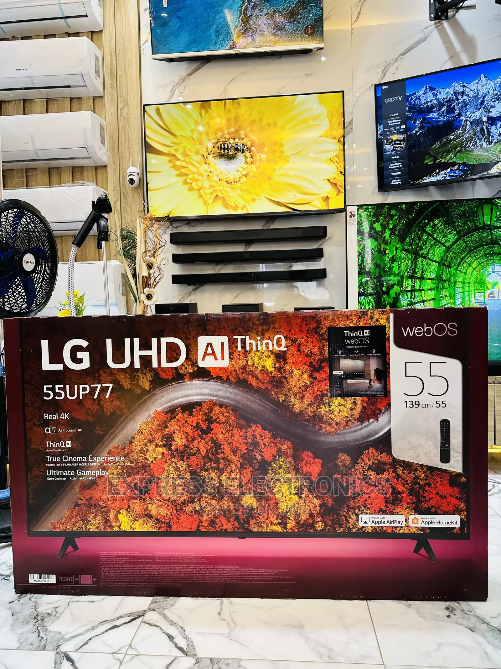 Up81 Series 55”Led Display Uhd Samsung Tv