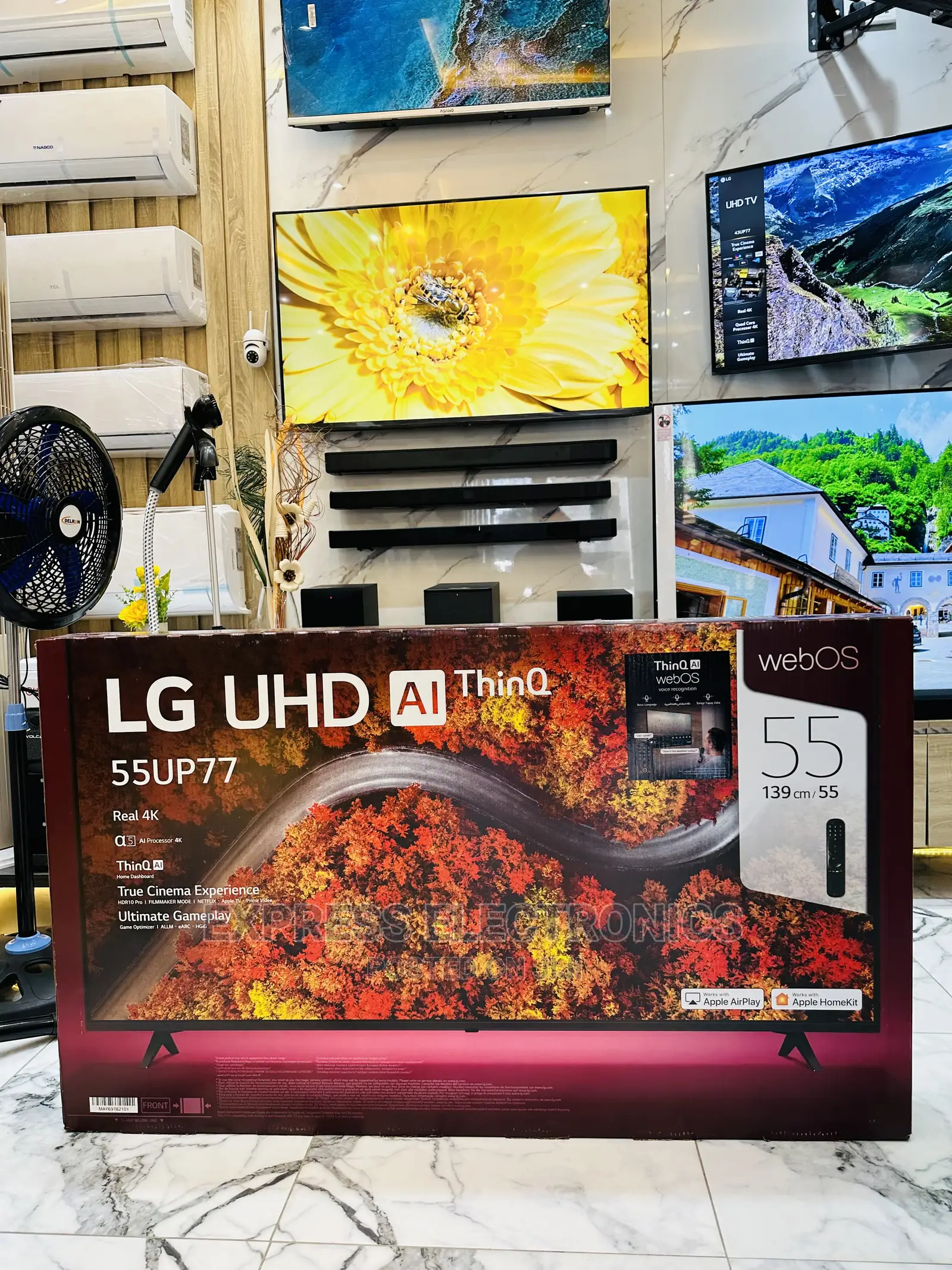 Up81 Series 55”Led Display Uhd Samsung Tv