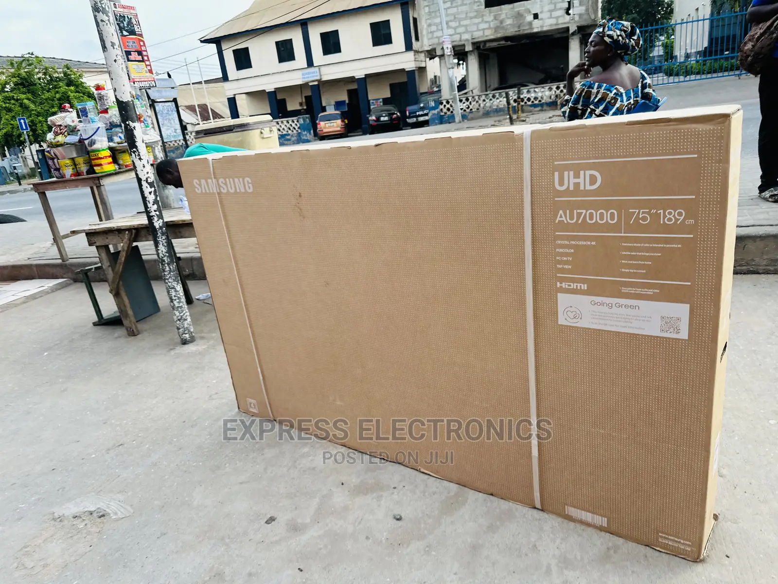 Crystal Clear UHD Smart 75”Au7000 Samsung