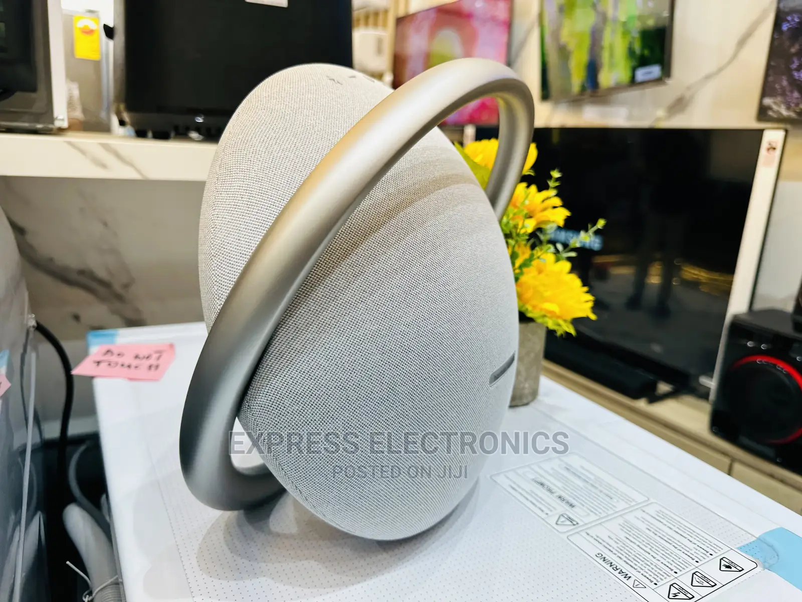 Grey Color Neat Onyx 7 Speaker
