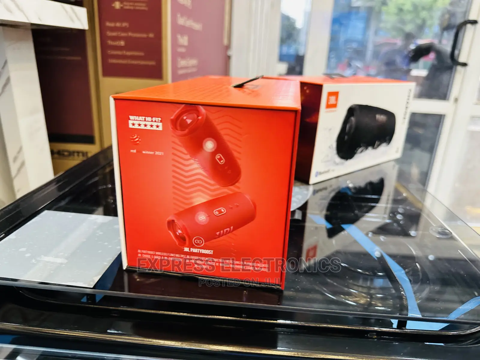 Enjoy Good Music With JBL Bluetooth Charge 5