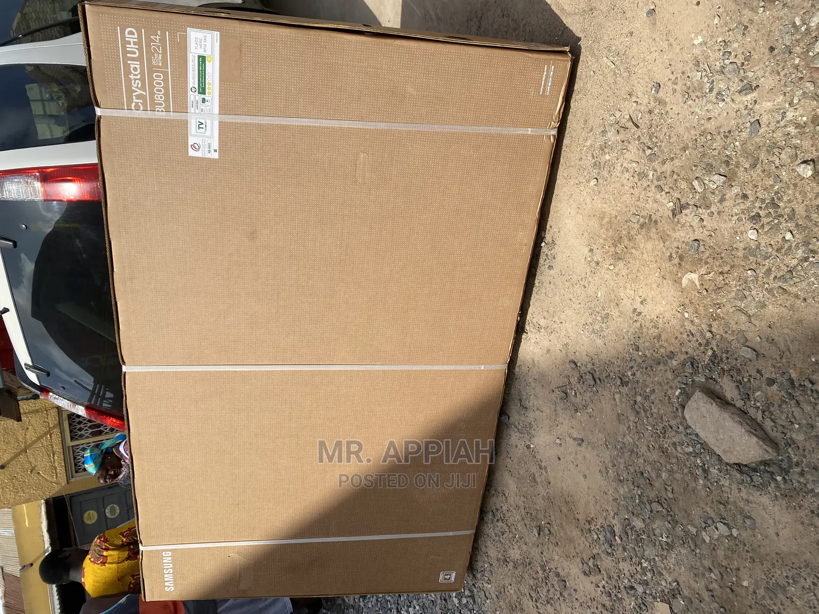 Samsung 85 Inch Smart UHD Crystal TV,85bu8000 