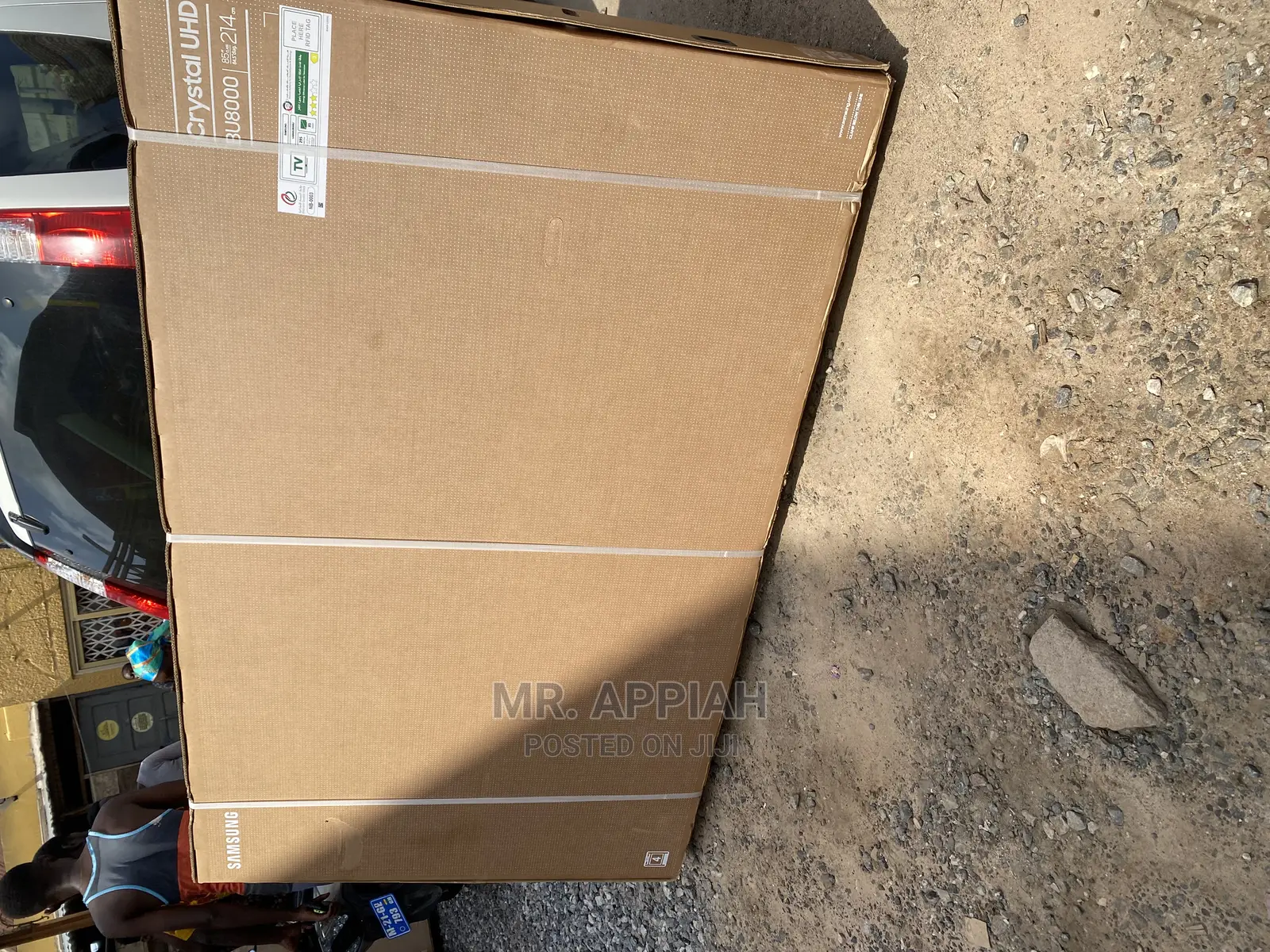 Samsung 85 Inch Smart UHD Crystal TV,85bu8000 
