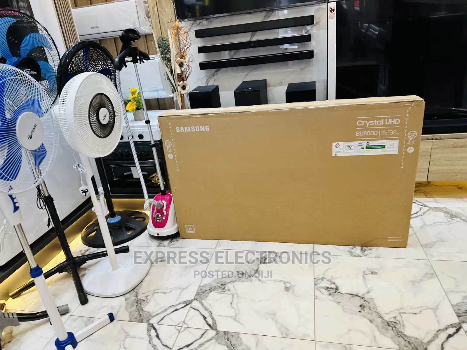 Quad Core Processor Smart UHD 55”Bu8000 Samsung Tv