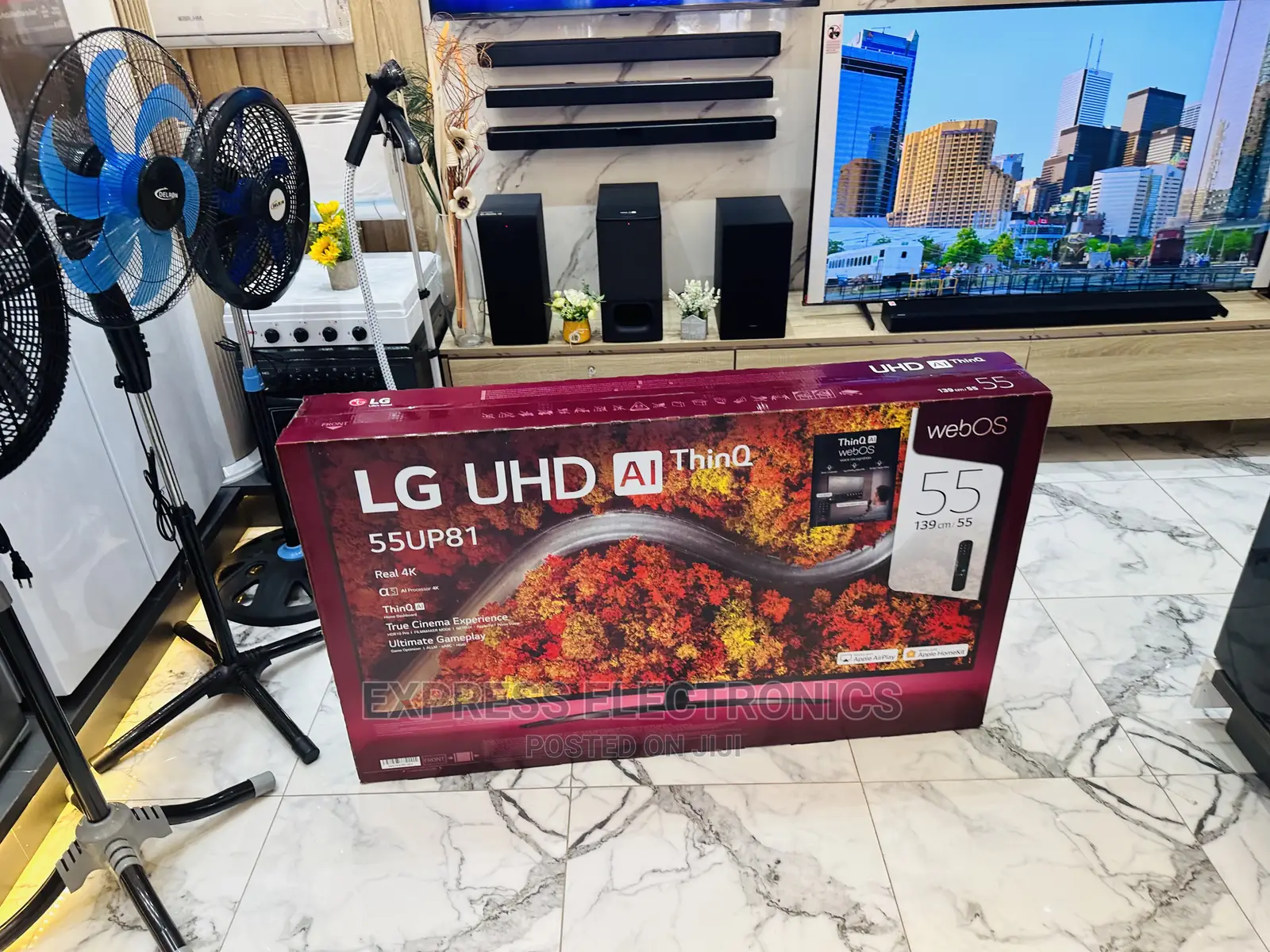 LG Vivid Wide Enhanced LED UHD Smart Up81 56”