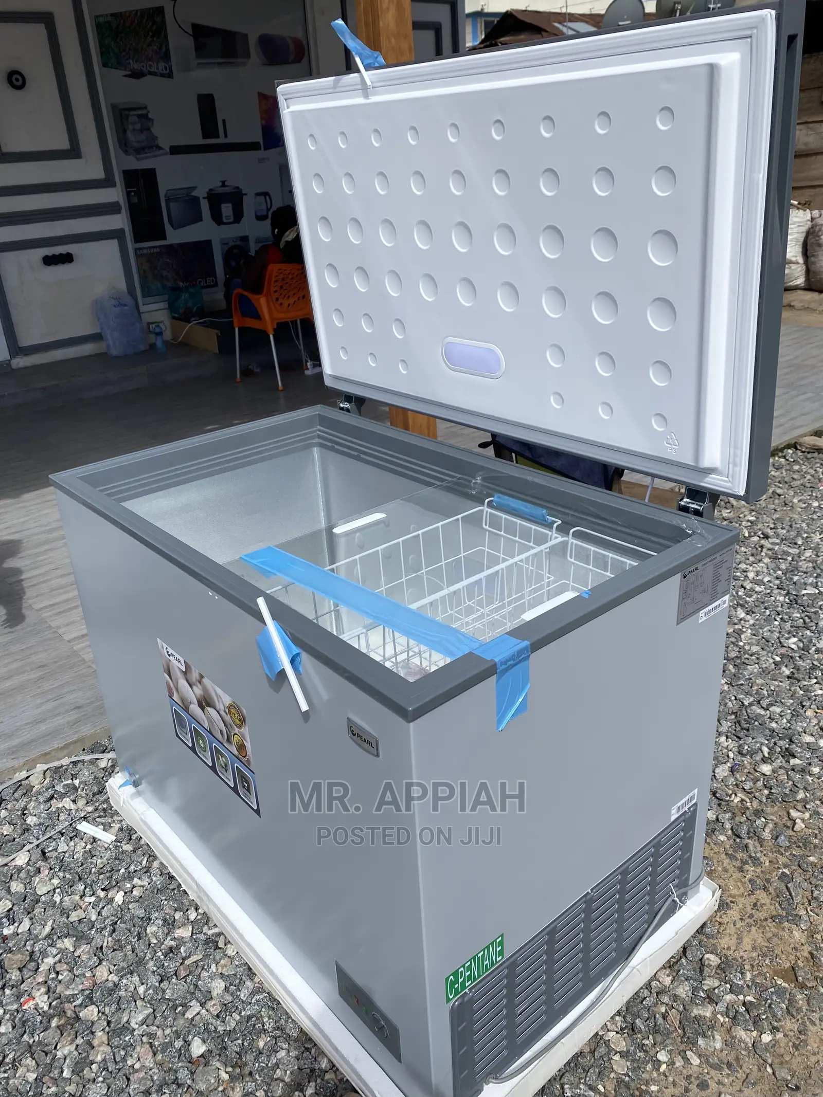 Extremely Chilling Pearl Chest Freezer in Stock PCF-460(380)