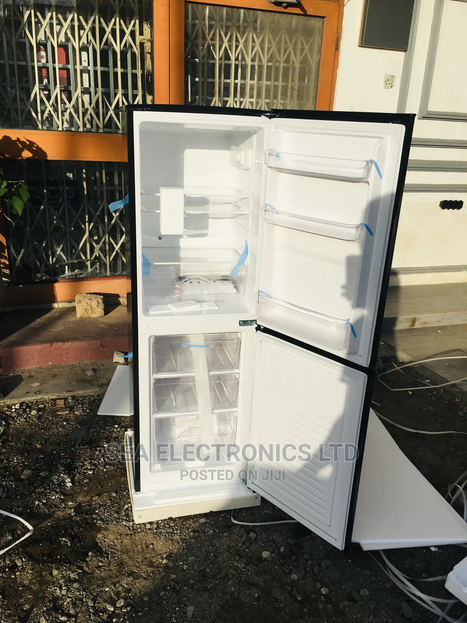 Fast Cooler Rainbow 140 Litres Bottom Freezer Litres