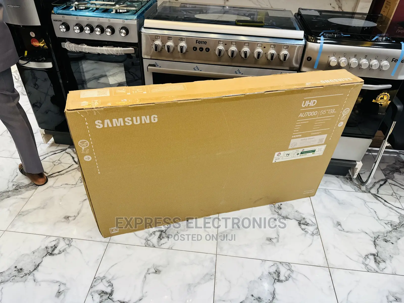 Crystal Display UHD Screen  Samsung 55au7000 Tv