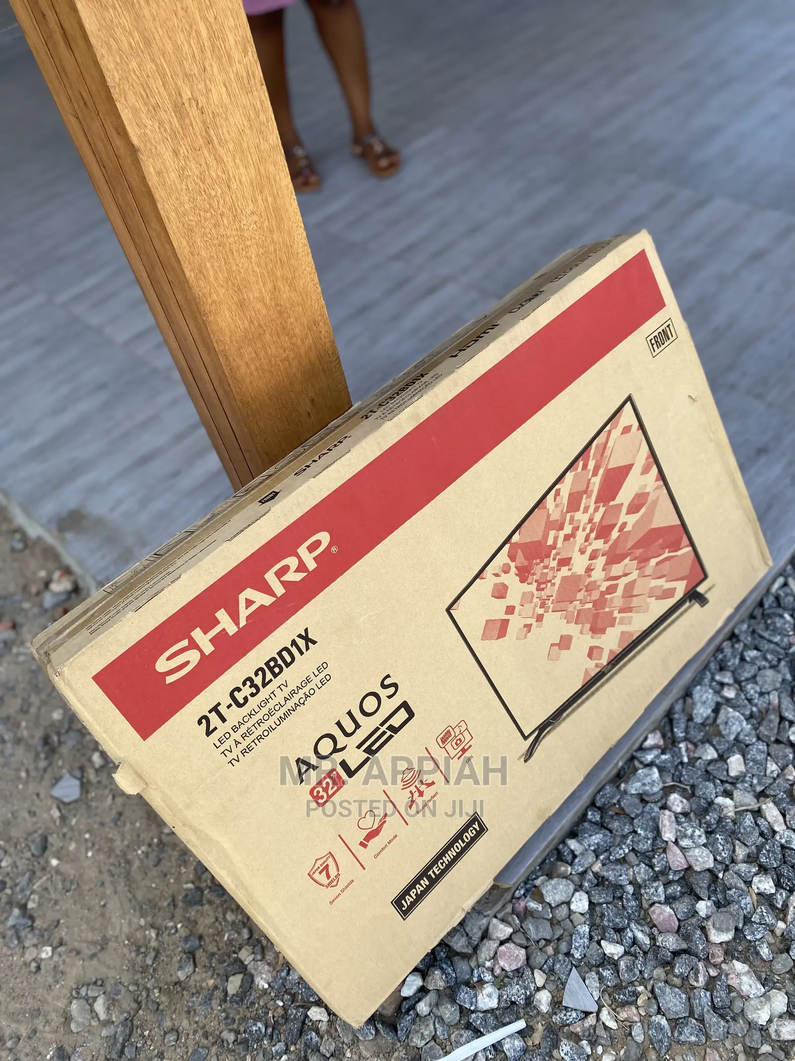 High Quality Sharp 32” Tv in Stock