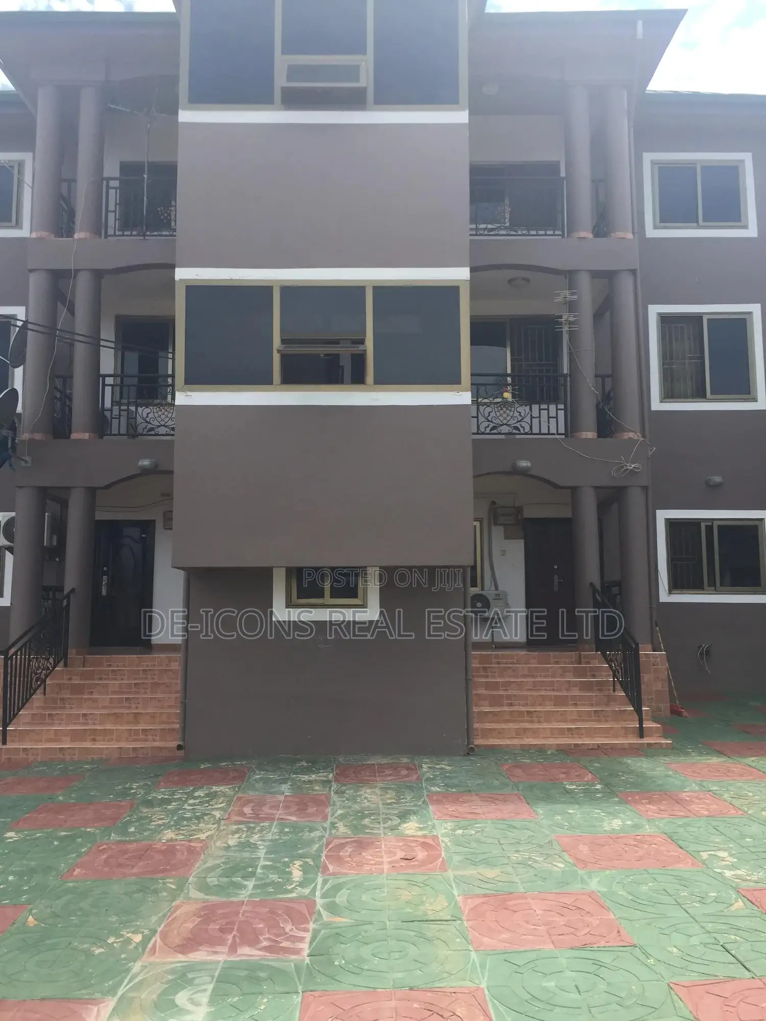 2bdrm Duplex in De-Icons Real, Ga South Municipal for rent