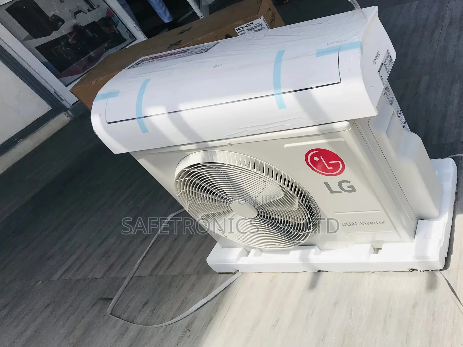 S4-C24tzcaa 2.5HP LG Split Air Conditioner 