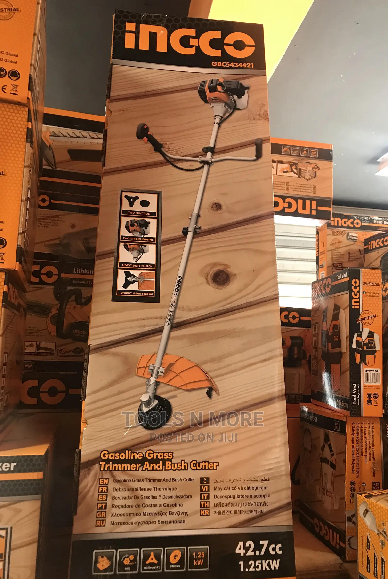 Ingco Gasoline Grass Trimmer and Brush Cutter