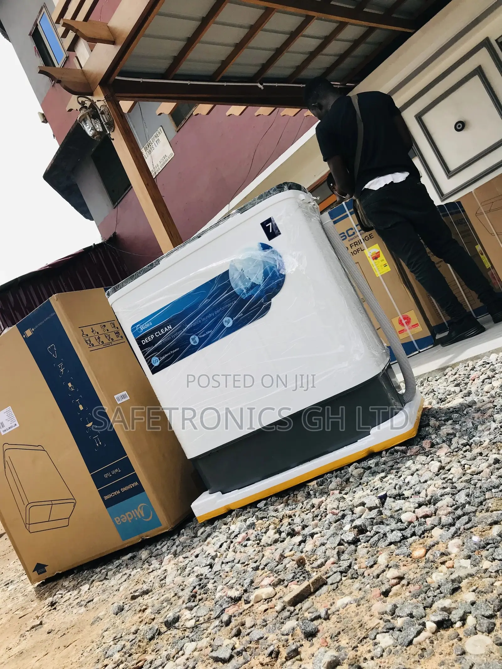Sparkling  Washingmachine Midea 0.7kg