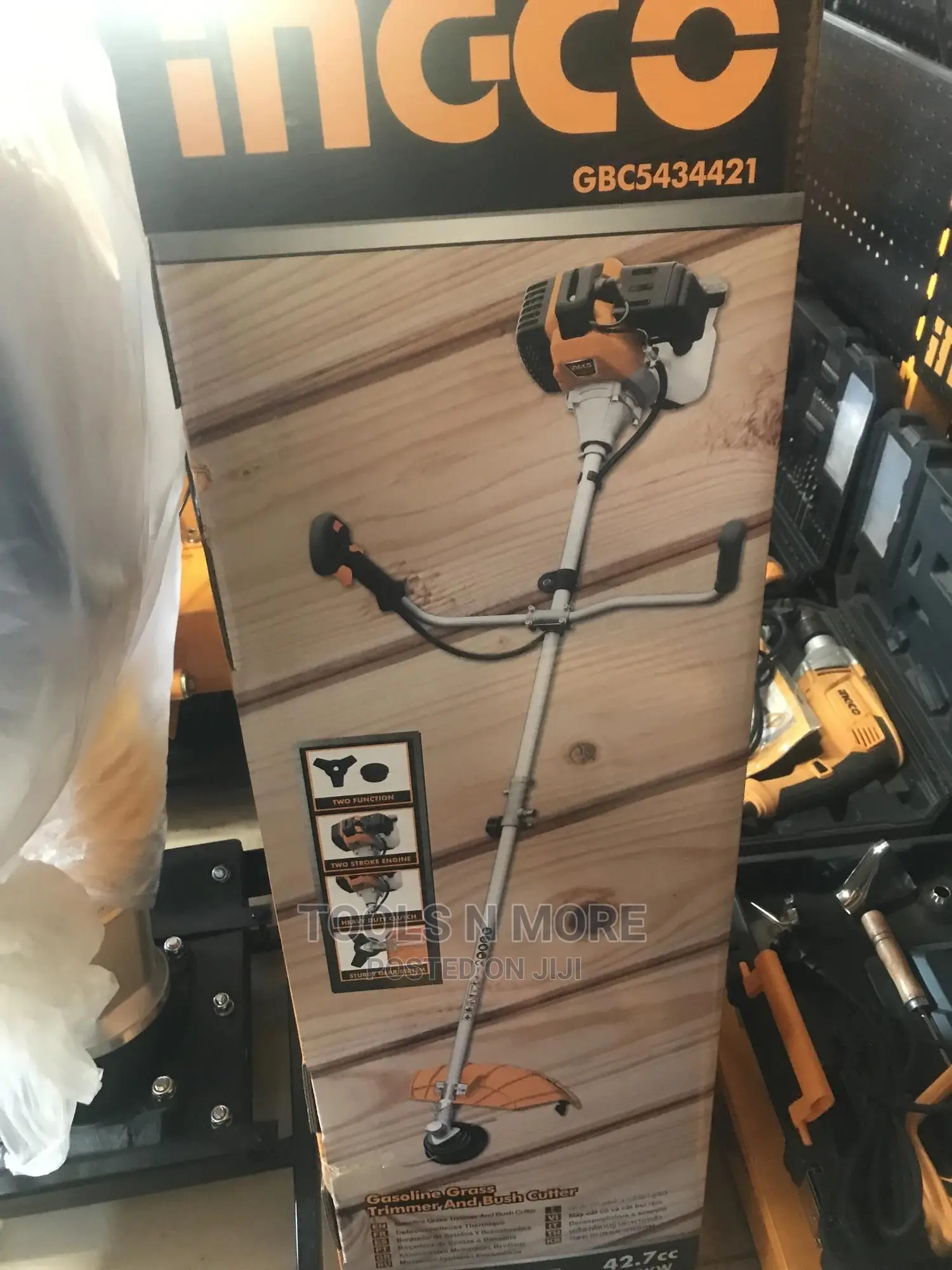 Ingco Gasoline Grass Trimmer and Brush Cutter