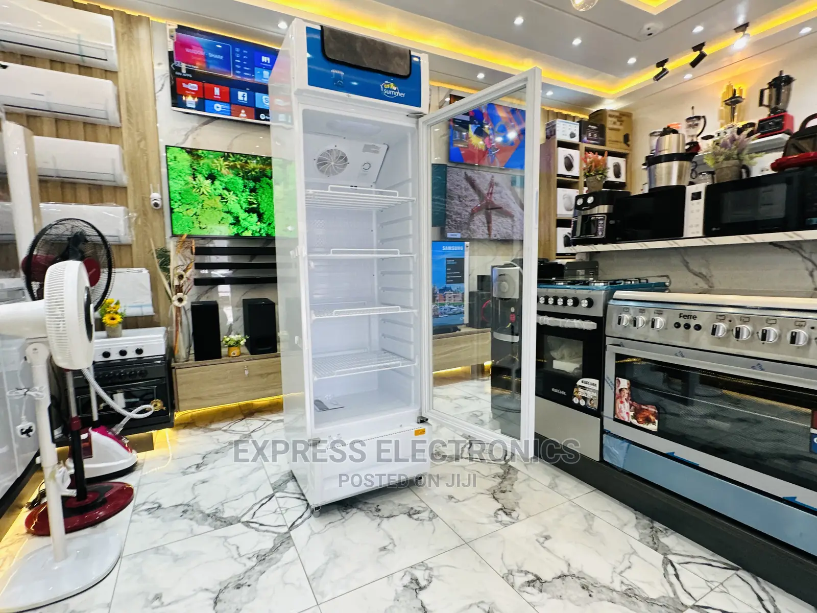 4 Adjustable Shelves UNI-250C 198L Icestream Display Fridges