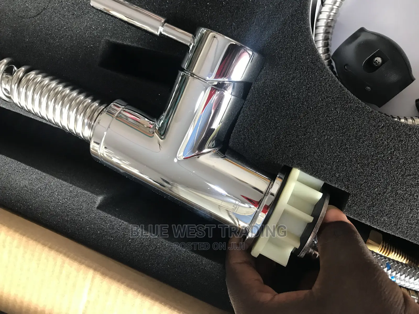 Pull Out Sink Tap - Pull Out Sink Faucet VADO
