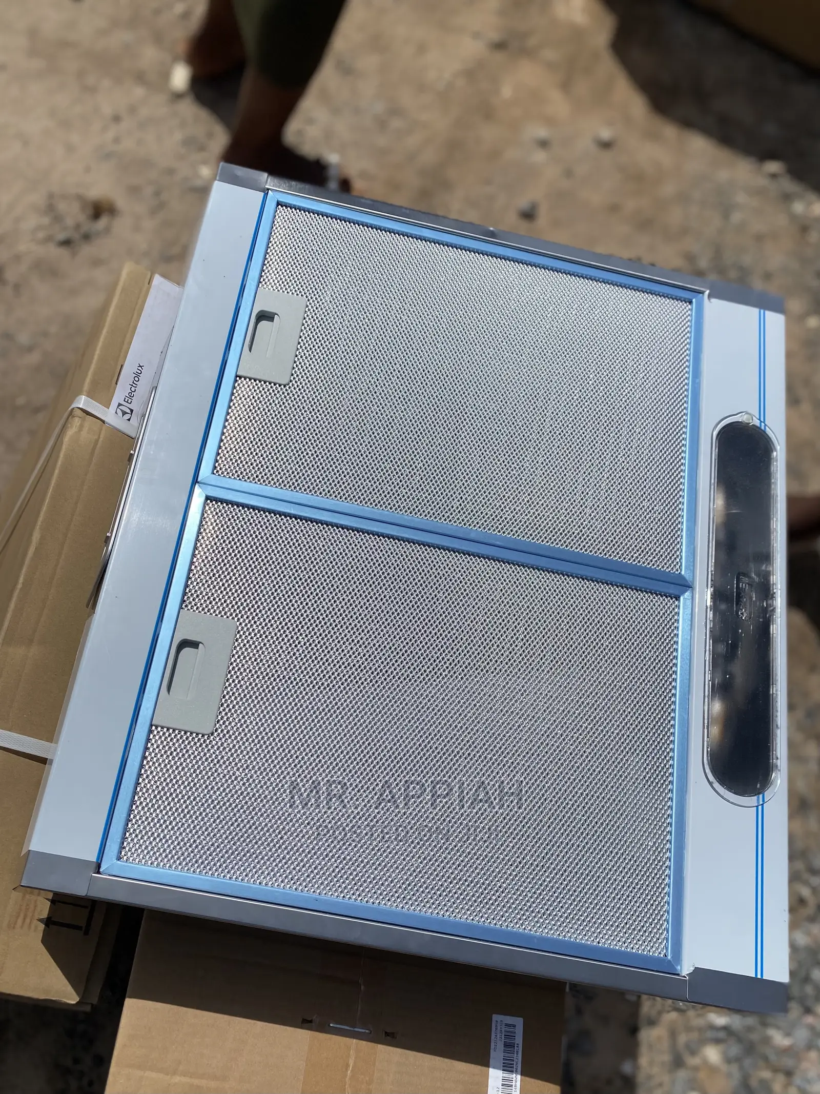 Brand New 60cm Electrolux Traditional Cooker Hood(LFU116X).