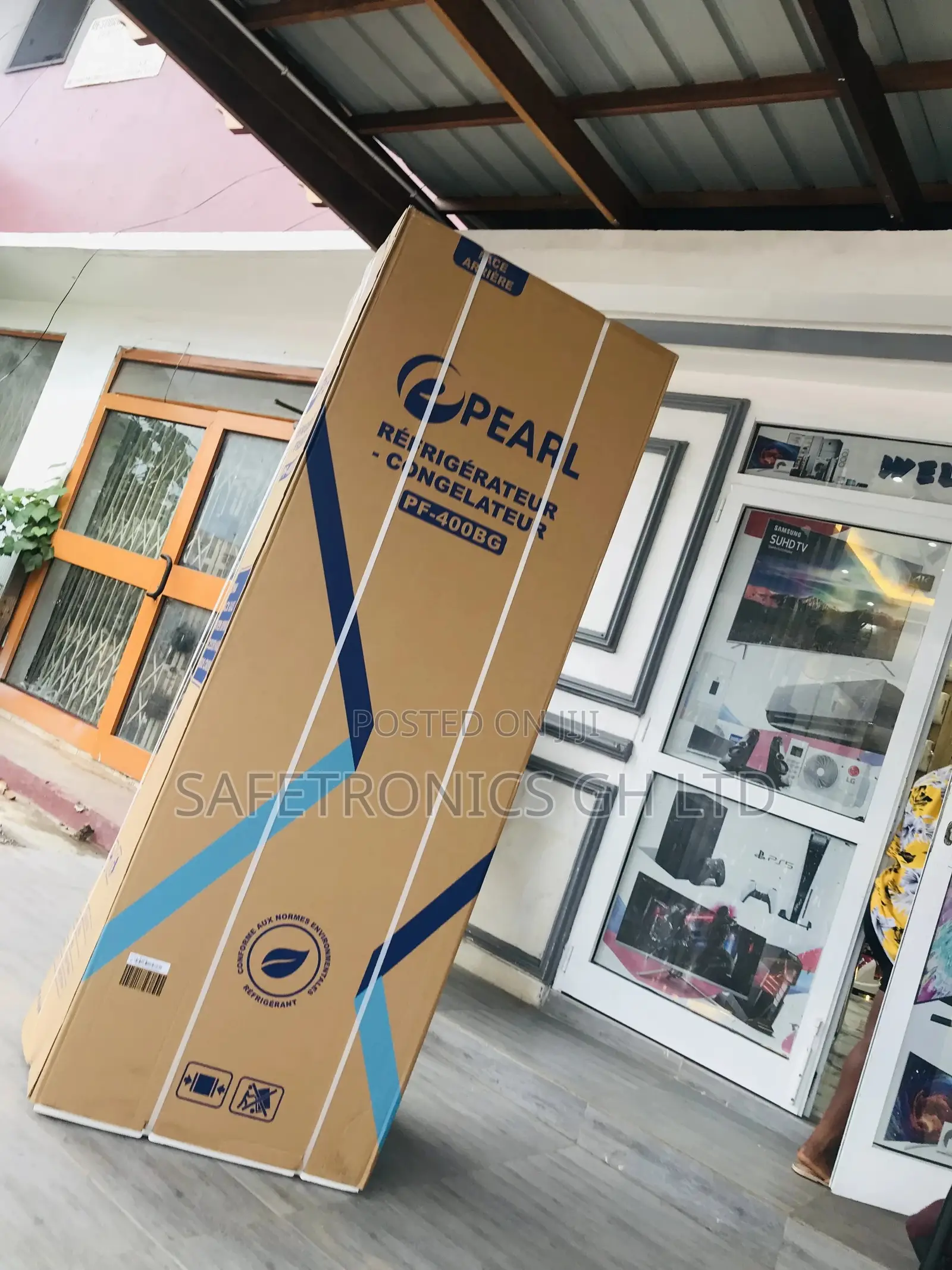 Eco-friendly Pearl Refrigerator 309 Liters PF-400BG