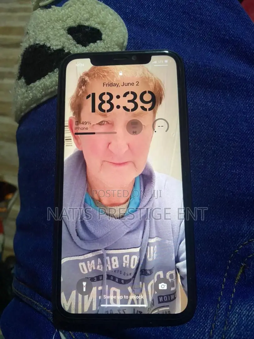 Apple iPhone 11 64 GB Black