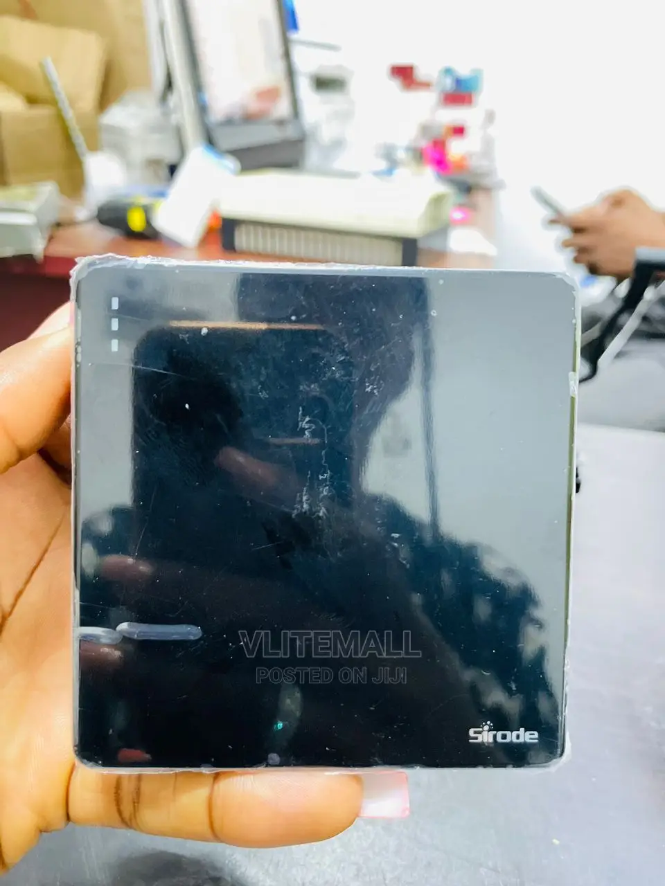 Sirode 1gang 2way Switch (Mirror Black)