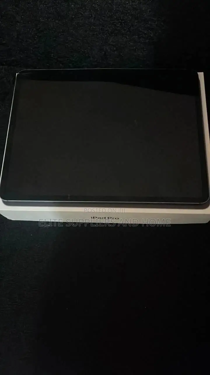 Apple iPad Pro 12.9 (2022) 256 GB Blue