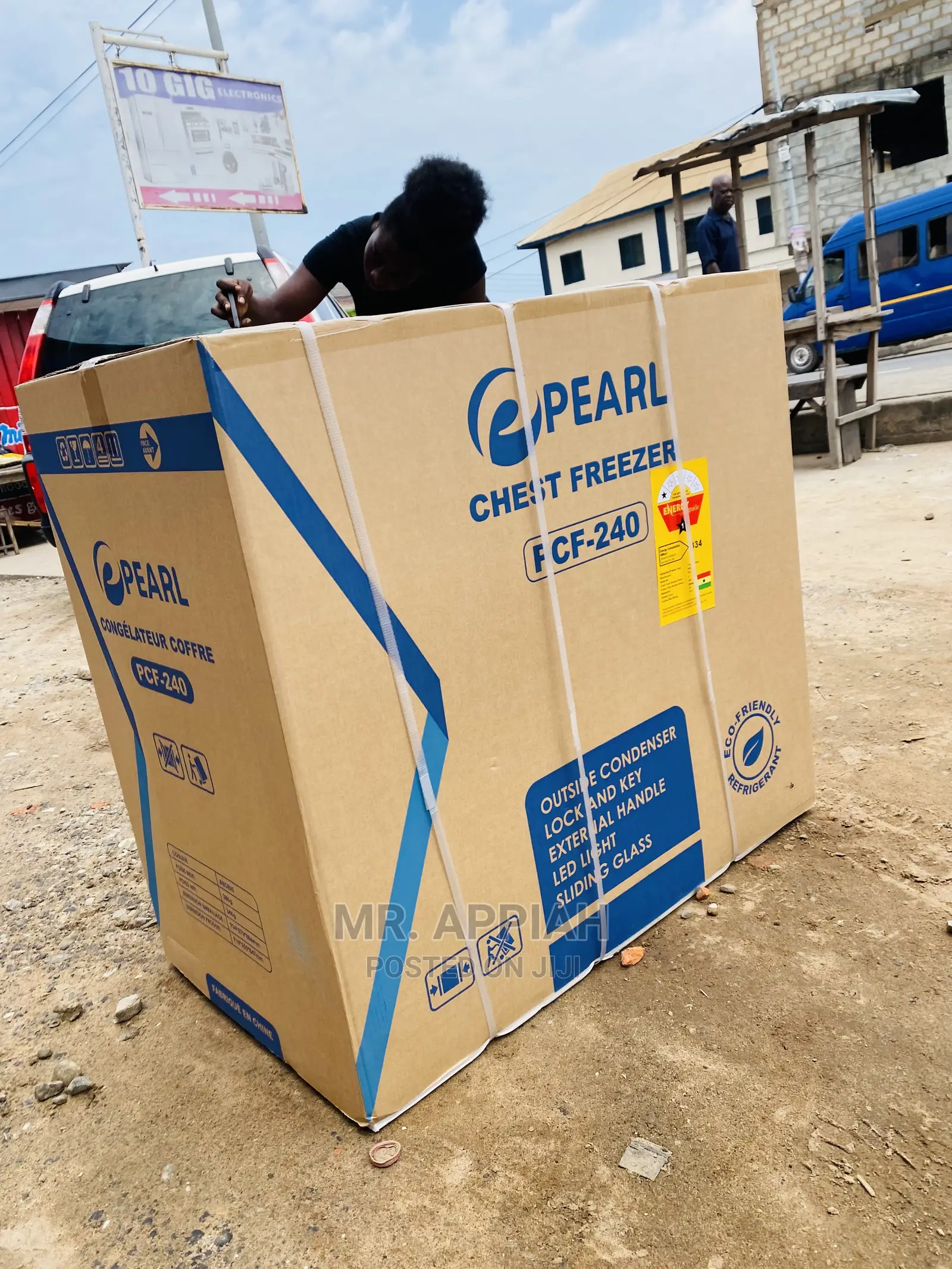Fast, Reliable Affordable Pearl 200ltr Chest Freezer,Pcf-240