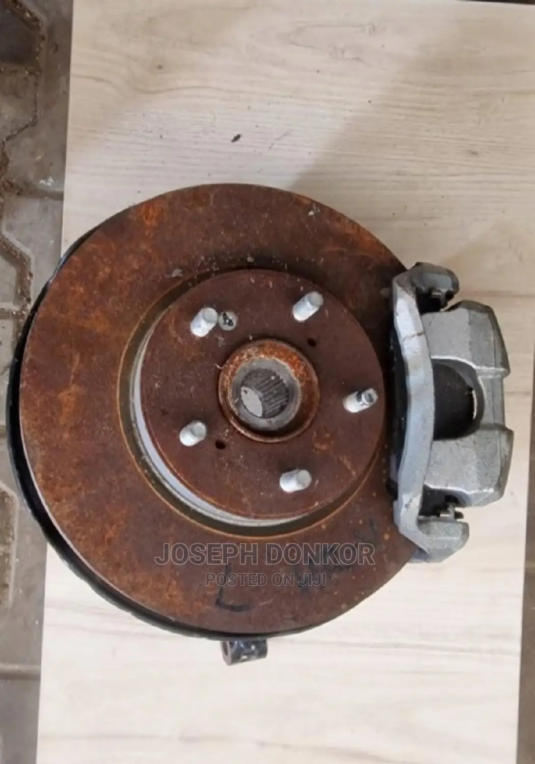 HRV 2016,2017,2018,2019,2020,2021 Front Hub