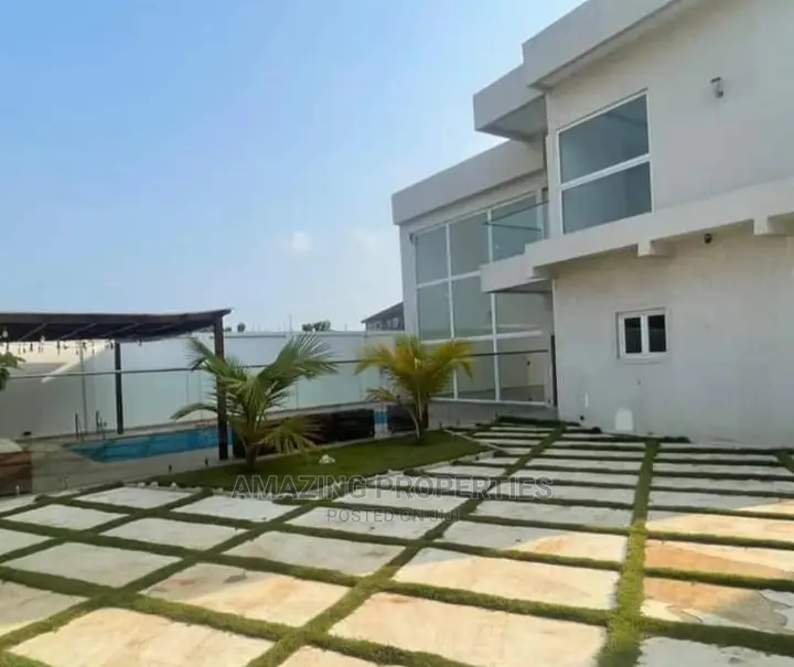 4bdrm House in East Legon for sale