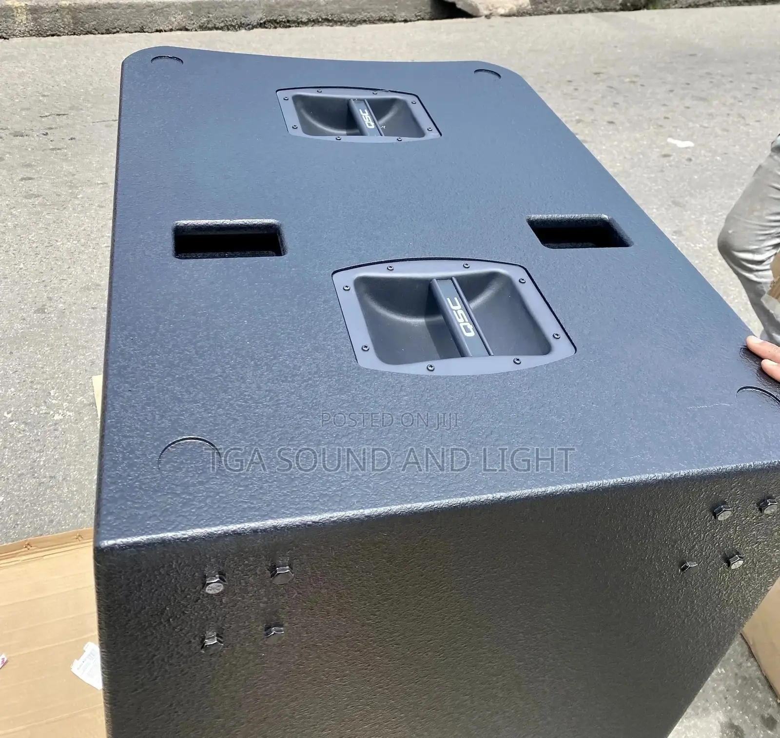 Qsc Double Bass Speakers