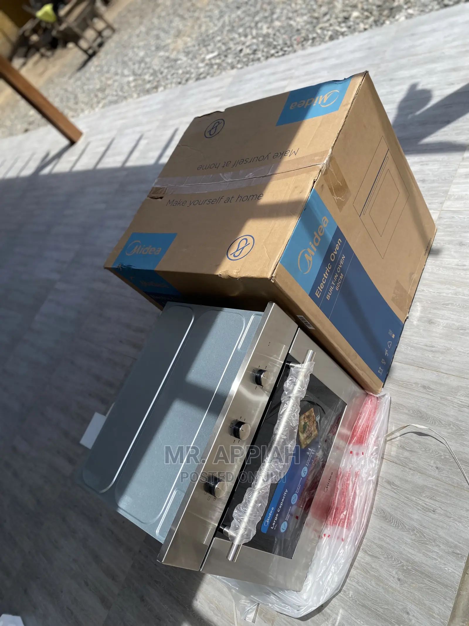 Stainless Steel Midea 60cm(65M80M1-012)Built in Microwave.