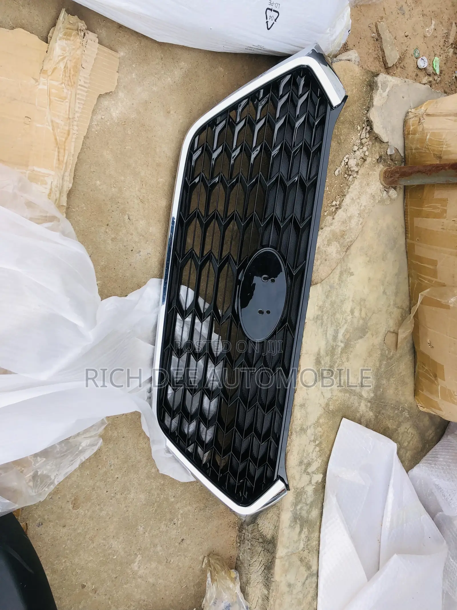 Tucson 2017 Front Grill Spec