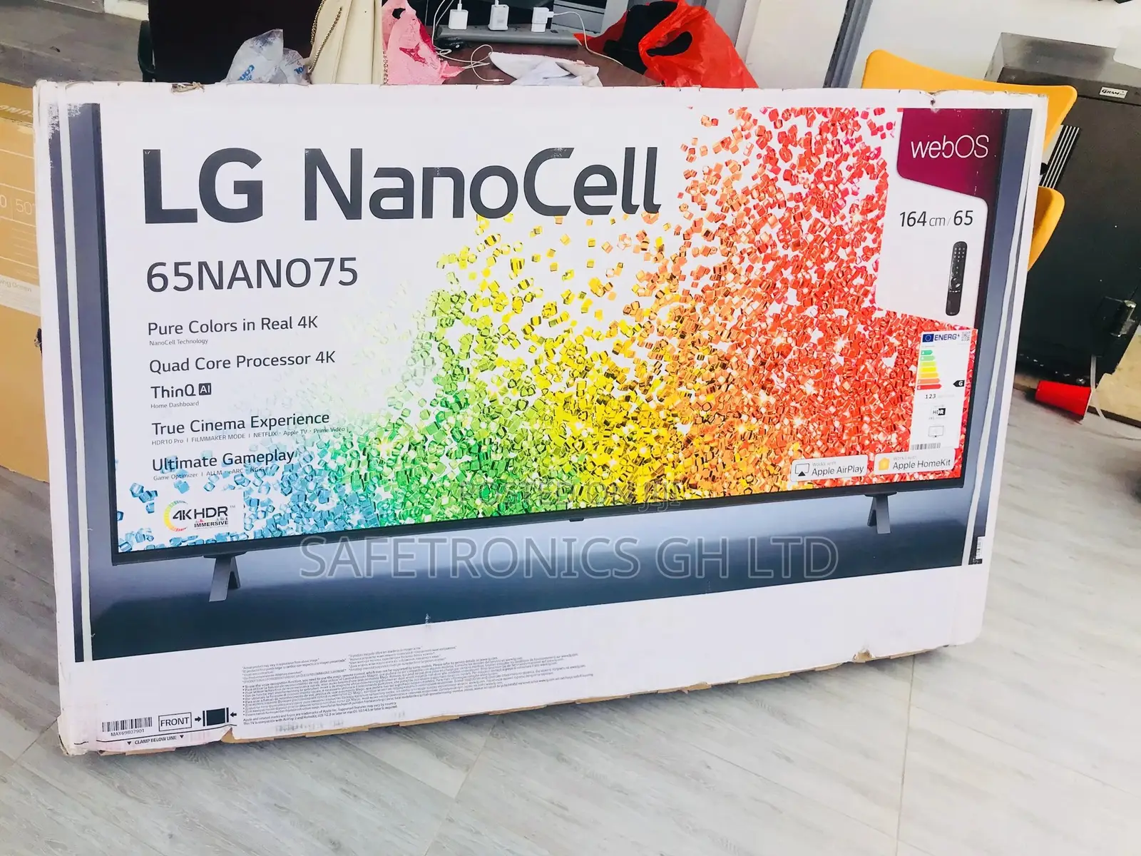 Lg Affordable and Quality 65inches Smart LED Glossy Tv 